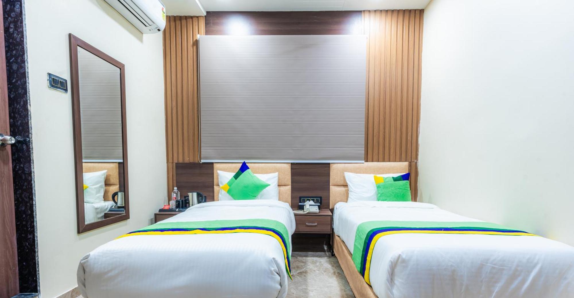 Treebo City Center Sakardara Bagian luar foto
